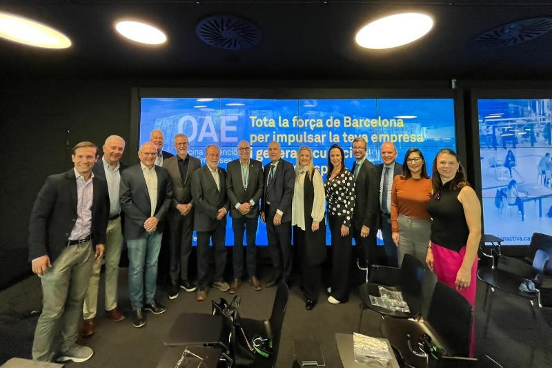 Portal PUC-Campinas » » Rector visita universidades y centros tecnológicos de España